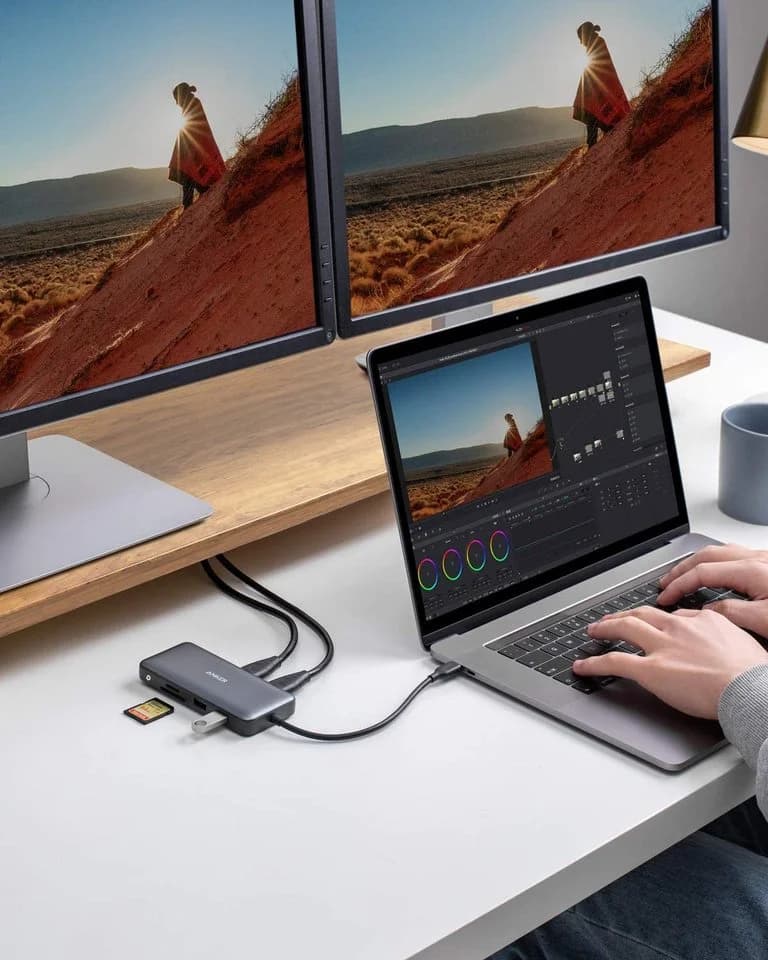 Anker Laptop Docking Station Dual Monitor, 8-in-1 USB C Hub 5